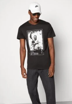 Jack & Jones Jcolegends Tee Crew Neck- T-Shirt Print - Black 11 Jack & Jones Jcolegends Tee Crew Neck- T-Shirt Print - Black -Jack & Jones Winkel 18f345a679f44f268c5994dea2edaa18
