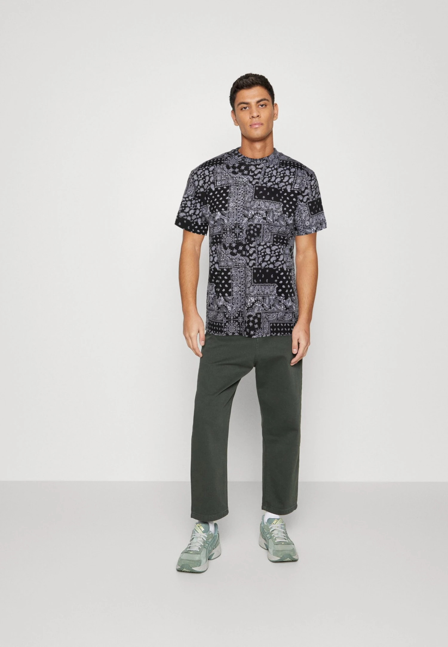 Jack & Jones Jortype Tee Crew Neck - T-Shirt Print - Tap Shoe 4 Jack & Jones Jortype Tee Crew Neck - T-Shirt Print - Tap Shoe - Afbeelding 2