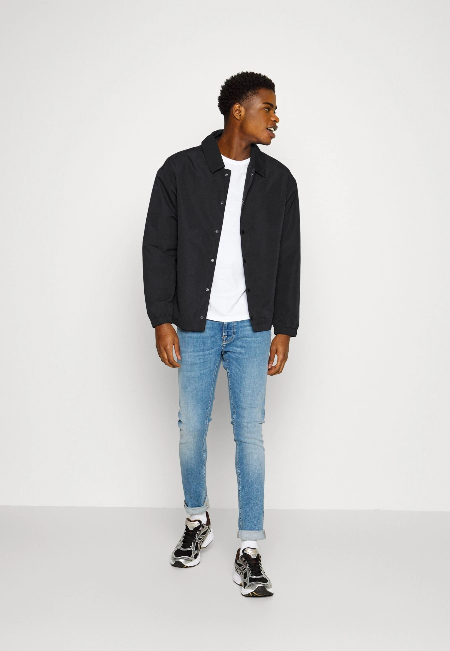 Jack & Jones JJROY COACH JACKET - Korte Jassen 4 Jack & Jones JJROY COACH JACKET - Korte Jassen - Afbeelding 2