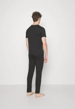 Jack & Jones JAMES TEE AND PANTS - Pyjama -Jack & Jones Winkel 2d145e46d6a343f49d46529d2384913e