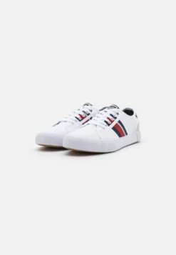 Jack & Jones JFWKRUSHER - Sneakers Laag 10 Jack & Jones JFWKRUSHER - Sneakers Laag -Jack & Jones Winkel 4a42edf98de2454a885257d63208afb2
