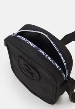 Jack & Jones Jachero Slingbag Unisex - Schoudertas - Black 8 Jack & Jones Jachero Slingbag Unisex - Schoudertas - Black -Jack & Jones Winkel 53776dd605b84a5abe7cb07ecb4b477c