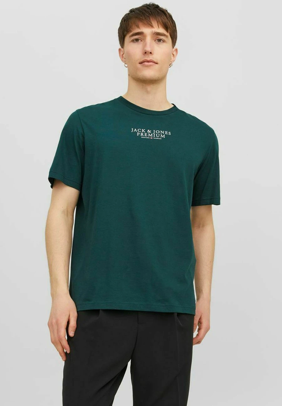 JACK&JONES Premium Rbluarchie Crew Neck- T-Shirt Print - Ponderosa Pine 3 JACK&JONES Premium Rbluarchie Crew Neck- T-Shirt Print - Ponderosa Pine