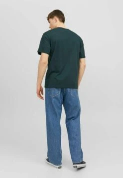 Jack & Jones Jorvesterbro Crew Neck Noos - T-Shirt Print - Magical Forest 11 Jack & Jones Jorvesterbro Crew Neck Noos - T-Shirt Print - Magical Forest -Jack & Jones Winkel 604838e928c44bef8290c350c0b98e04