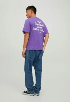 Jack & Jones JORBURNING CREW NECK UNISEX - T-shirt Print -Jack & Jones Winkel 65adf95899434927872d8f366792c176