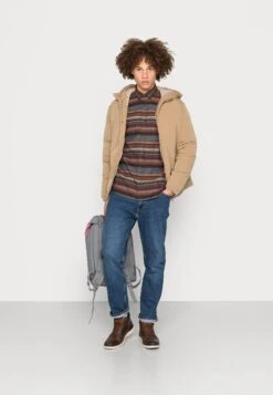 Jack & Jones Winkel -Jack & Jones Winkel 7f7aa41575cb436895e7adfecd182012