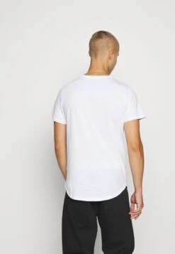 JACK&JONES Premium JPRBRODY TEE CREW NECK 5 PACK - T-shirt Basic 10 JACK&JONES Premium JPRBRODY TEE CREW NECK 5 PACK - T-shirt Basic -Jack & Jones Winkel 8391d2281a7a4ef69b65cec0d9493170