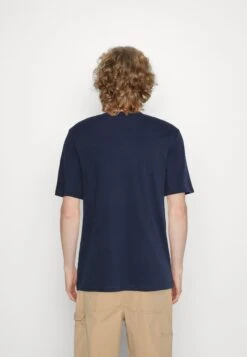 Jack & Jones Jorstore Tee Crew Neck - T-Shirt Print - Navy Blazer 10 Jack & Jones Jorstore Tee Crew Neck - T-Shirt Print - Navy Blazer -Jack & Jones Winkel 83a83c0c9f8c46ec93c562e922b9075f