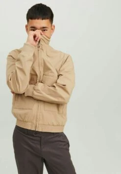 JACK&JONES Premium HOCHGESCHLOSSENE - Jas 11 JACK&JONES Premium HOCHGESCHLOSSENE - Jas -Jack & Jones Winkel 8da53d3084304ece967be1bf57f1b3c9