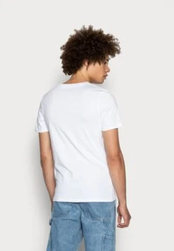 Jack & Jones Jjecorp Logo Crew Neck- T-Shirt Print - White 8 Jack & Jones Jjecorp Logo Crew Neck- T-Shirt Print - White -Jack & Jones Winkel 9647b2b6a6ac4b0884856f8b3221f8ec