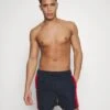 Jack & Jones Jpstfiji Jjswim Tape - Zwemshorts - Navy Blazer 1 Jack & Jones Jpstfiji Jjswim Tape - Zwemshorts - Navy Blazer -Jack & Jones Winkel a1f5ad28a21e453a9065914da4222339