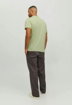 JACK&JONES Premium RUNDHALS - T-shirt Basic 10 JACK&JONES Premium RUNDHALS - T-shirt Basic -Jack & Jones Winkel b09b48cfd3814cd08409c5392f9e8502