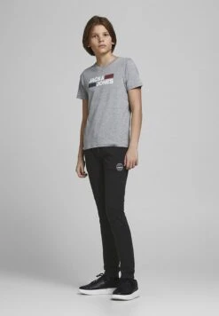 Jack & Jones Junior Jjigordon Jjshark - Trainingsbroek - Black 13 Jack & Jones Junior Jjigordon Jjshark - Trainingsbroek - Black -Jack & Jones Winkel b22fc92c14a046b89cf1afa10d7f583c