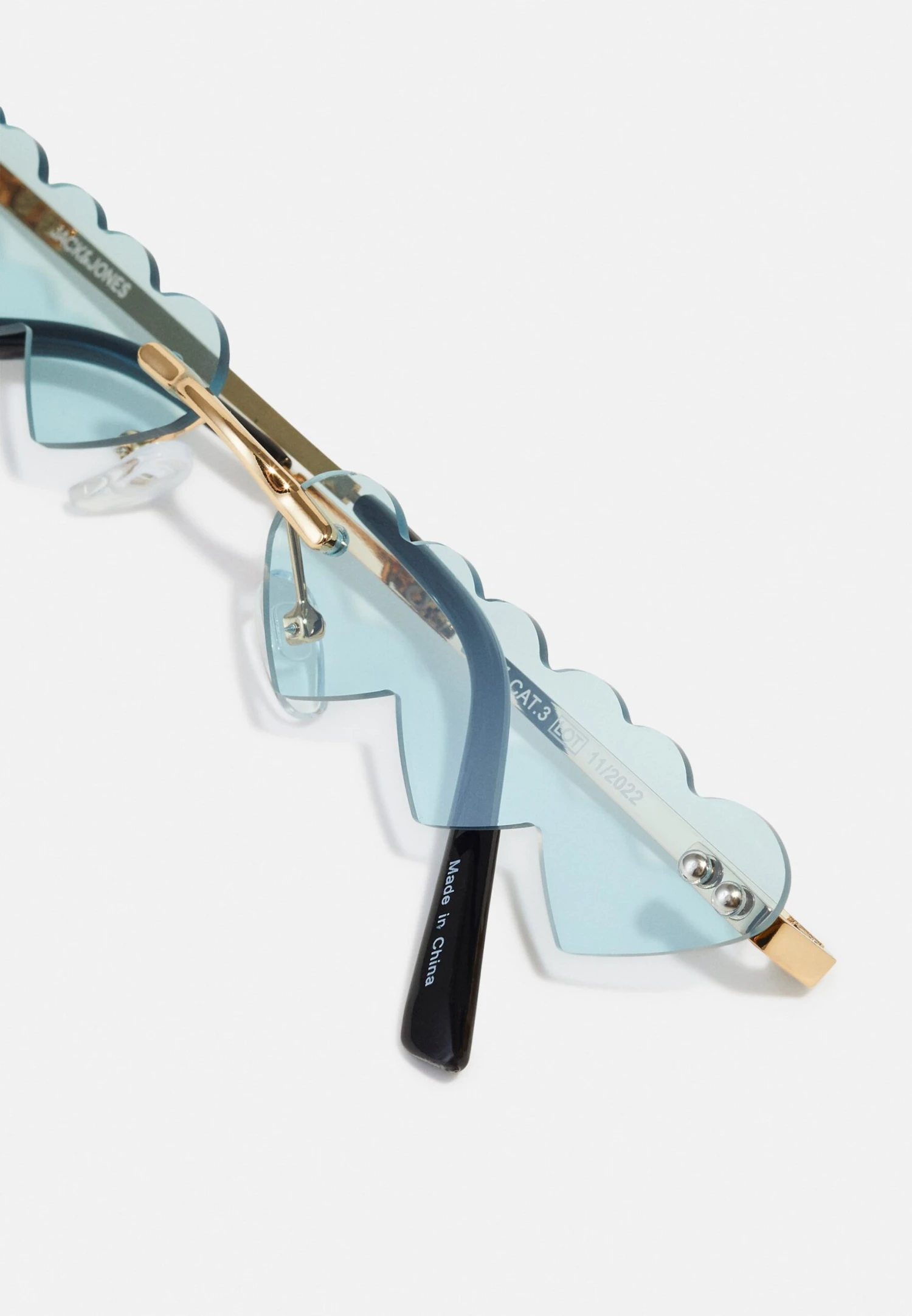 Jack & Jones Jactriple Heart Sunglasses Unisex - Zonnebril - Blue Aster 5 Jack & Jones Jactriple Heart Sunglasses Unisex - Zonnebril - Blue Aster - Afbeelding 3