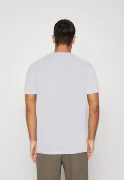 Jack & Jones JJTRESOR TEE CREW NECK - T-shirt Print 9 Jack & Jones JJTRESOR TEE CREW NECK - T-shirt Print -Jack & Jones Winkel bcb754d06a8846e5bbc4a2a242ba0a33