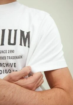 JACK&JONES Premium T-Shirt Print - Cloud Dancer -Jack & Jones Winkel c73fdbc8b3484925bafe6b9066d80962