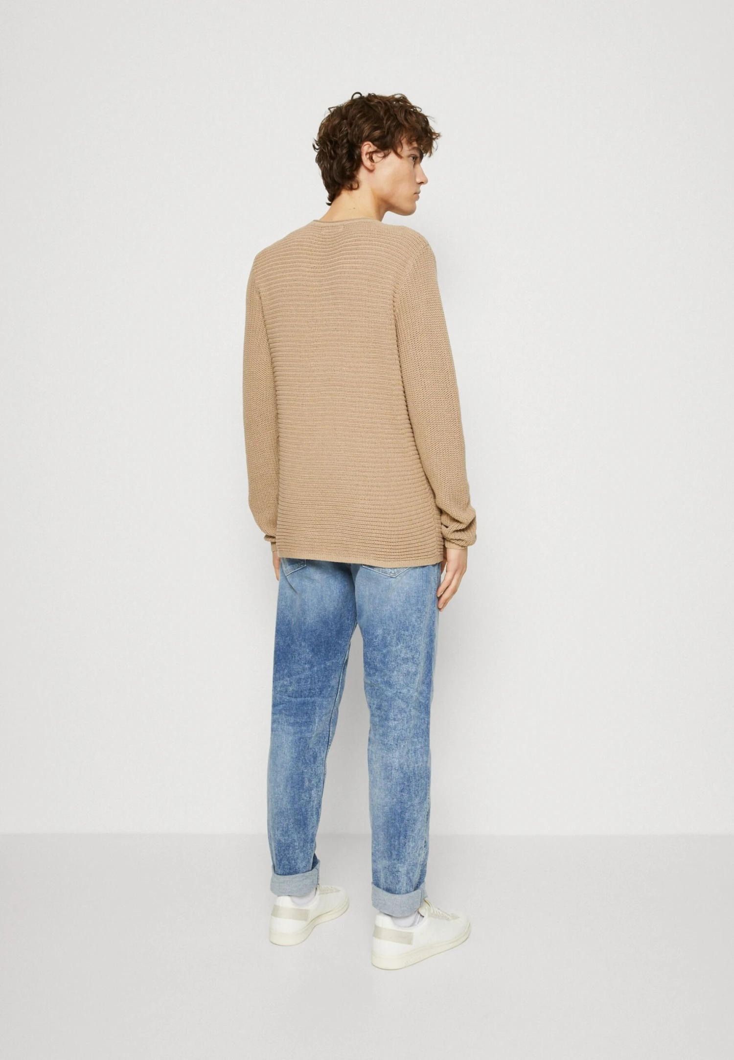 Jack & Jones JJPHIL CREW NECK - Trui 5 Jack & Jones JJPHIL CREW NECK - Trui - Afbeelding 3