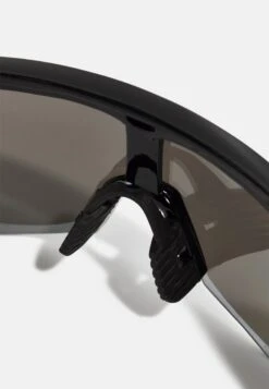 Jack & Jones Jacvincent Sporty - Zonnebril - Black Bean -Jack & Jones Winkel e1e67a5fae7b4397bcec13cd625000aa