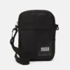 Jack & Jones Jacjamie Small Slingbag Unisex - Schoudertas - Black 1 Jack & Jones Jacjamie Small Slingbag Unisex - Schoudertas - Black -Jack & Jones Winkel e1ed741bc8104402b77eb621089e5d20