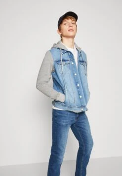 Jack & Jones JJIJEAN JACKET HOOD - Spijkerjas 11 Jack & Jones JJIJEAN JACKET HOOD - Spijkerjas -Jack & Jones Winkel e323913b2ae74de4972f7f8a783a0c52