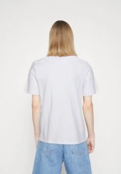 Jack & Jones Jorbooster Tee Crew Neck Drop- T-Shirt Print - Bright White 10 Jack & Jones Jorbooster Tee Crew Neck Drop- T-Shirt Print - Bright White -Jack & Jones Winkel e7e0ea40722943ba8691dd600021c71c