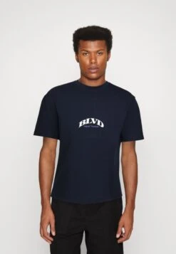 Jack & Jones Jordalston Graphic Tee Crew Neck - T-Shirt Print - Navy Blazer 9 Jack & Jones Jordalston Graphic Tee Crew Neck - T-Shirt Print - Navy Blazer -Jack & Jones Winkel ee03c6f75d1a4d589865168b93a5d25d