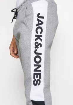 Jack & Jones JJIWILL LOGO JJBLOCKING P. VG NOOS - Trainingsbroek -Jack & Jones Winkel fa591e017cb44df8b3c904d657fc744f
