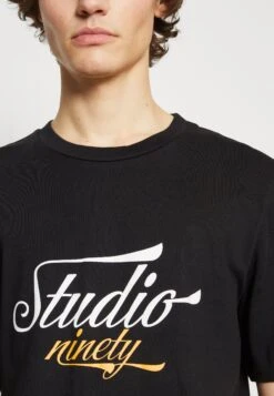 Jack & Jones JORSTORE TEE CREW NECK - T-shirt Print 11 Jack & Jones JORSTORE TEE CREW NECK - T-shirt Print -Jack & Jones Winkel fbe855e253c340cea9ebddadd2a11e68